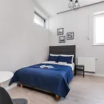 Przy Krzywym Domku Ltc - *
