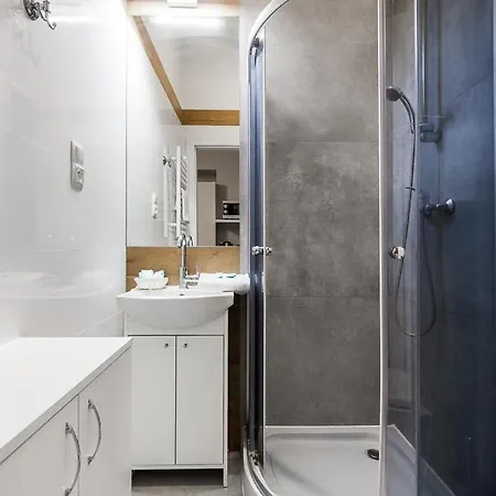 Przy Krzywym Domku Ltc -