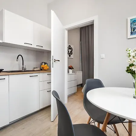 Przy Krzywym Domku Ltc -