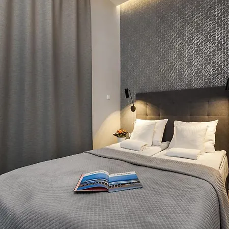 Przy Krzywym Domku Ltc - *