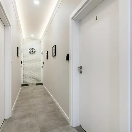 Przy Krzywym Domku Ltc - * ソポト