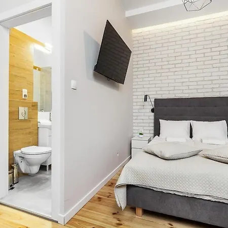 Przy Krzywym Domku Ltc - アパート *